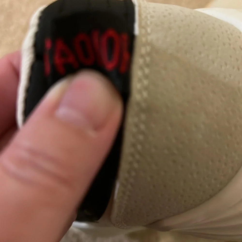 N/A nwot aoior